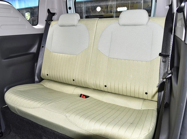 Rear-Seat Rear-Seat