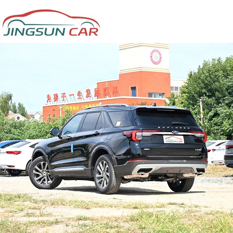 Ford Explorer-3