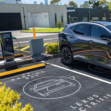 What Is The Difference Between A Plug-In Car And A Pure Electric Car?