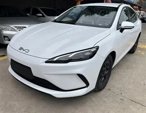 Seal 05 DM-i 2026 Model DM-i 128KM Luxury Edition(1000km)