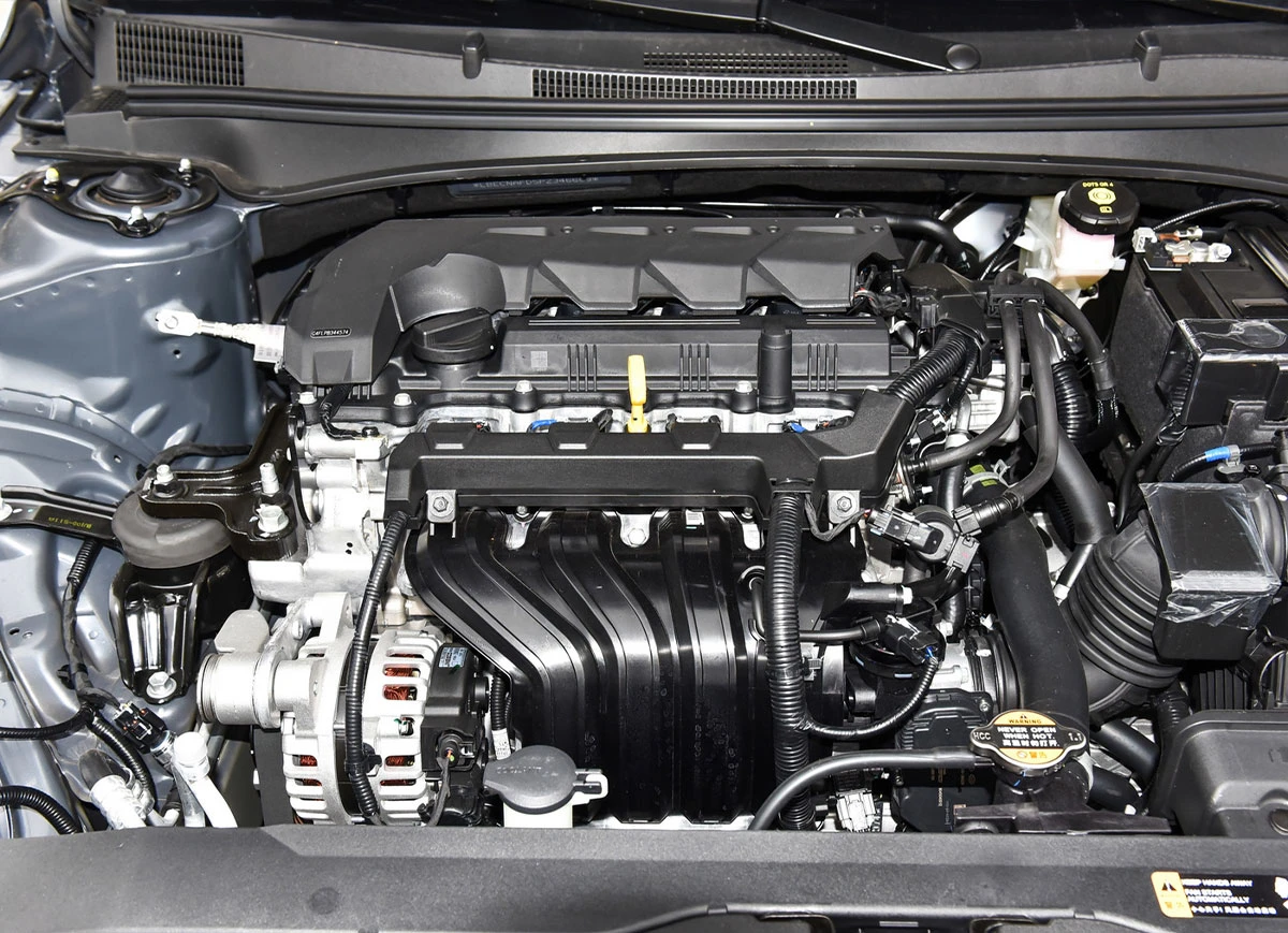 Hyundai-Elantra-2 Hyundai-Elantra-2